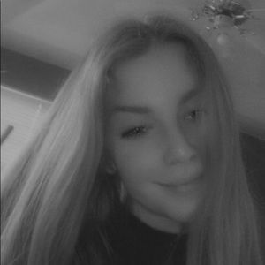 Meet your Posher, Lucy